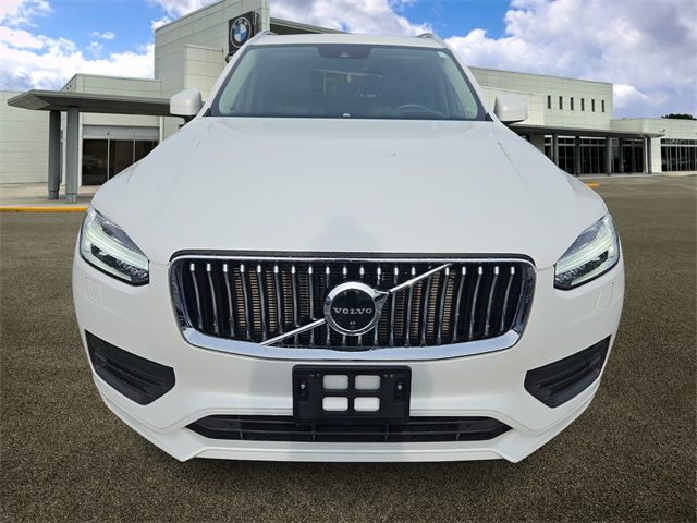 2022 Volvo XC90 Momentum