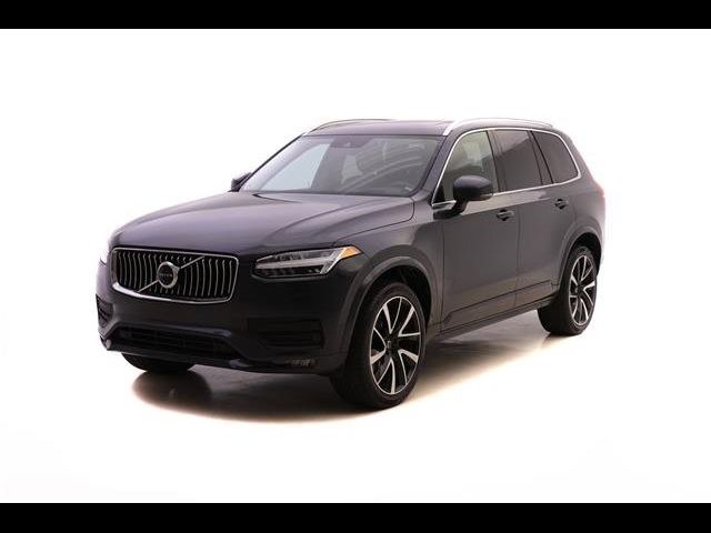 2022 Volvo XC90 Momentum