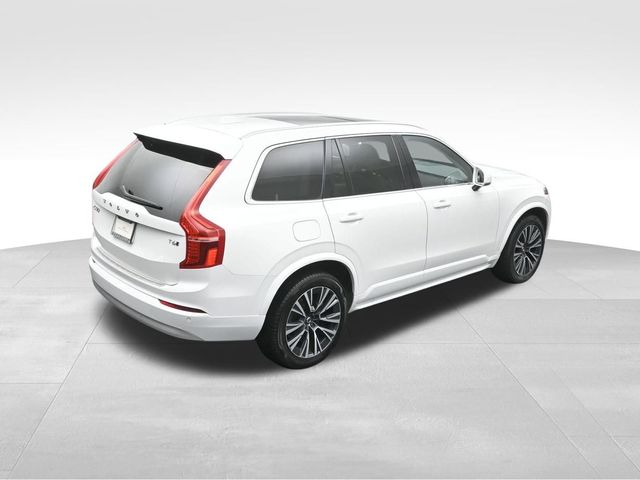 2022 Volvo XC90 Momentum