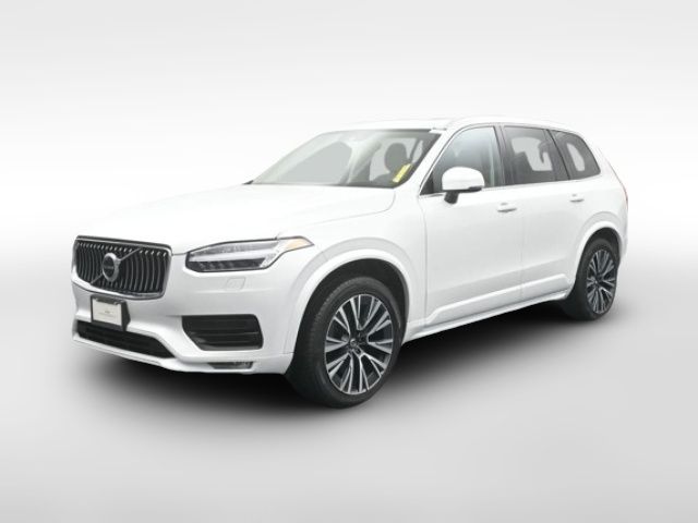 2022 Volvo XC90 Momentum