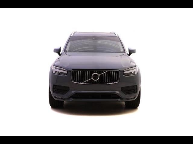 2022 Volvo XC90 Momentum