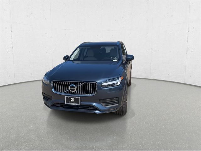 2022 Volvo XC90 Momentum