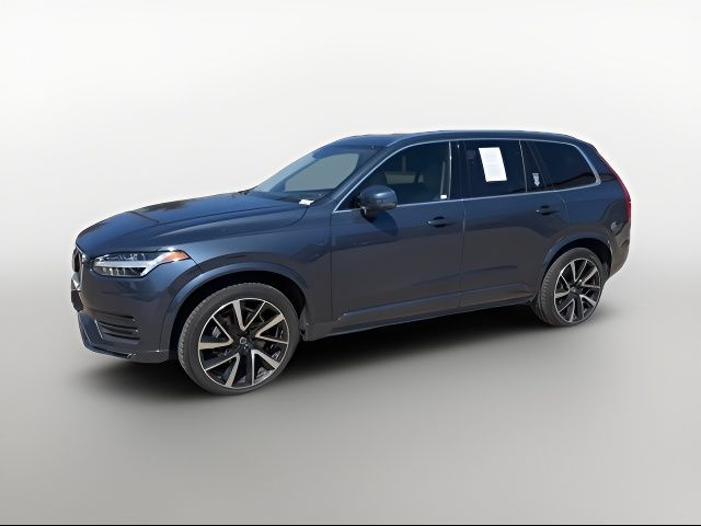 2022 Volvo XC90 Momentum