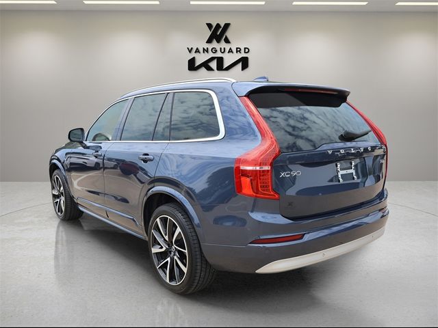 2022 Volvo XC90 Momentum