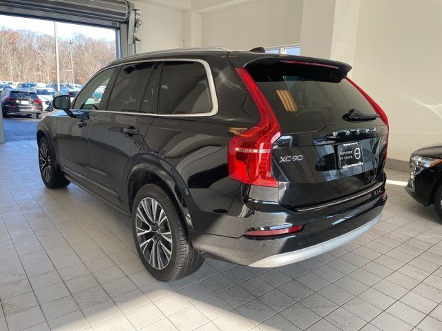 2022 Volvo XC90 Momentum