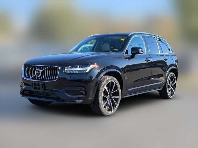 2022 Volvo XC90 Momentum