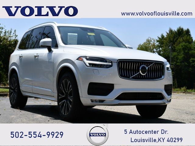 2022 Volvo XC90 Momentum