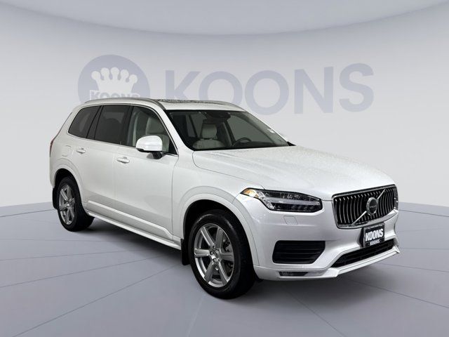 2022 Volvo XC90 Momentum