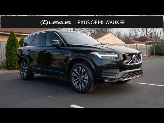 2022 Volvo XC90 Momentum