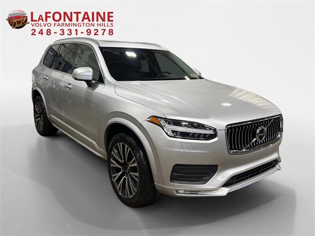 2022 Volvo XC90 Momentum