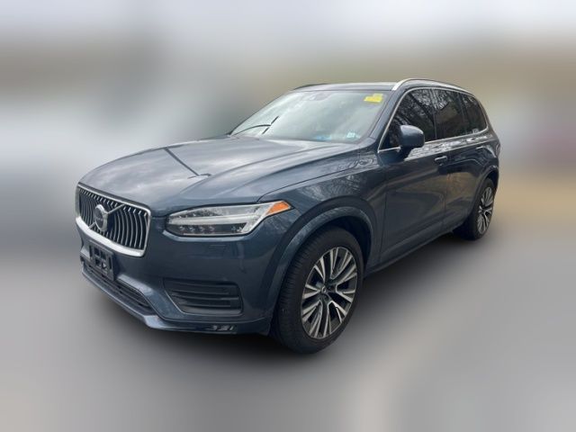 2022 Volvo XC90 Momentum