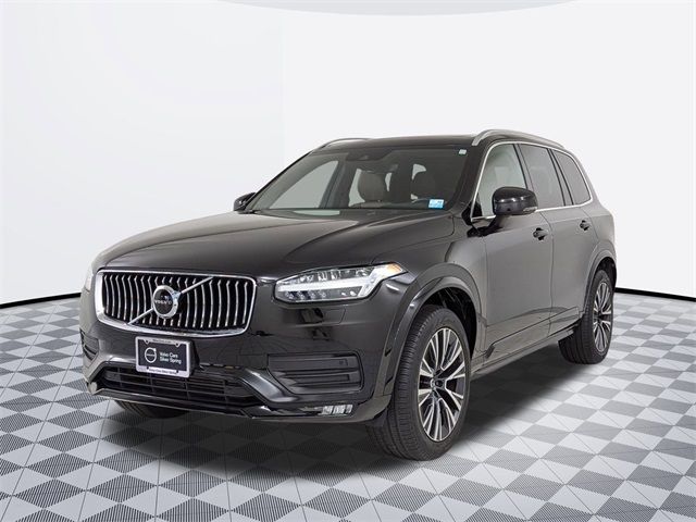 2022 Volvo XC90 Momentum