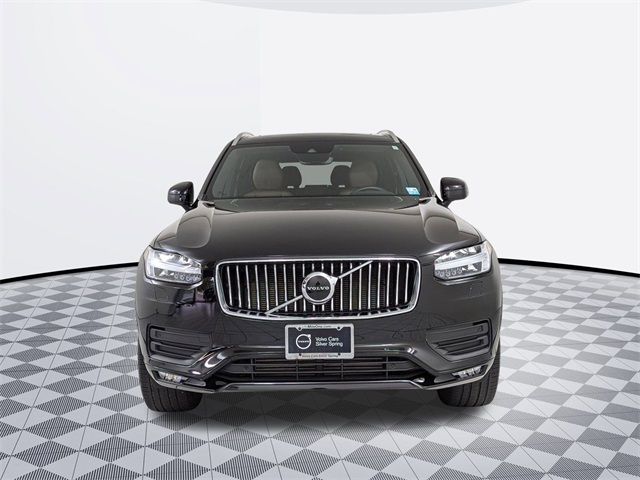 2022 Volvo XC90 Momentum