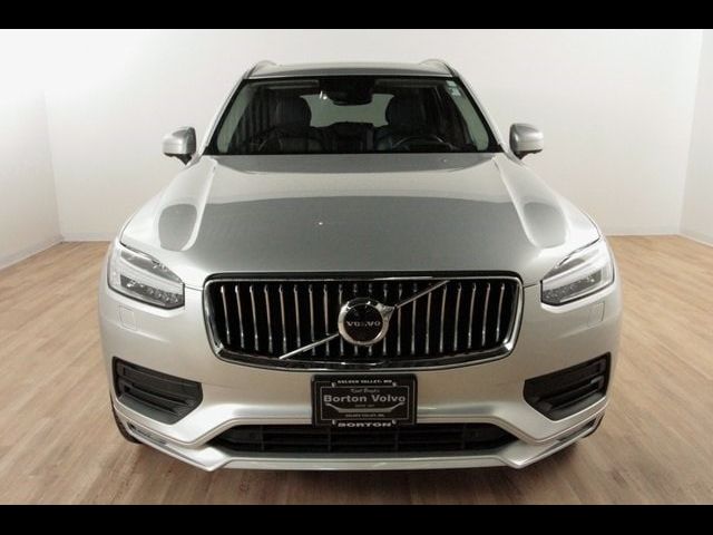 2022 Volvo XC90 Momentum