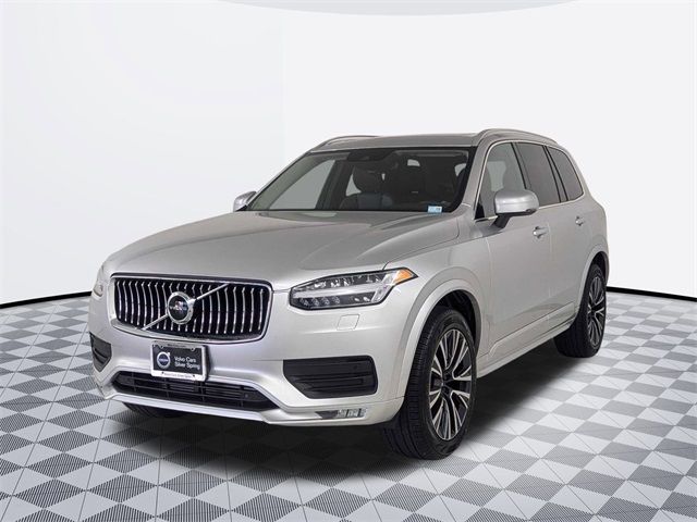 2022 Volvo XC90 Momentum