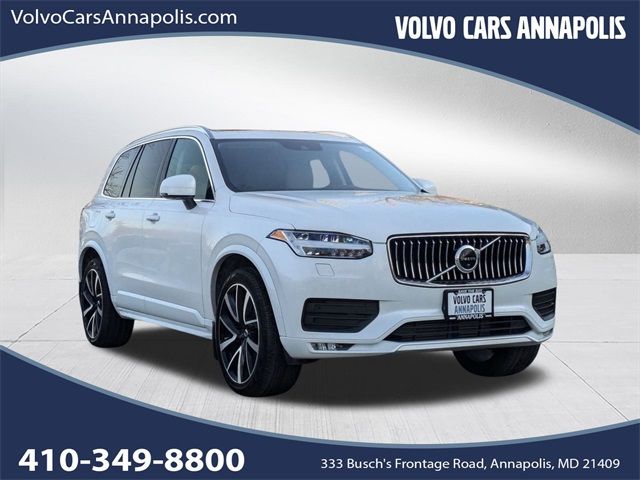 2022 Volvo XC90 Momentum