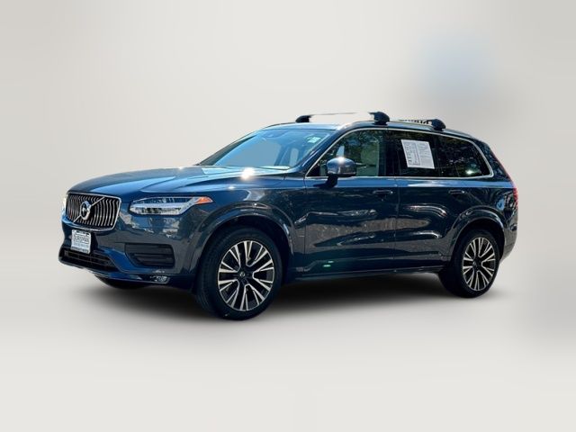 2022 Volvo XC90 Momentum