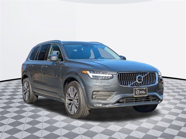 2022 Volvo XC90 Momentum