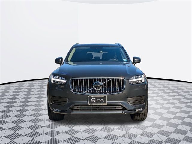 2022 Volvo XC90 Momentum