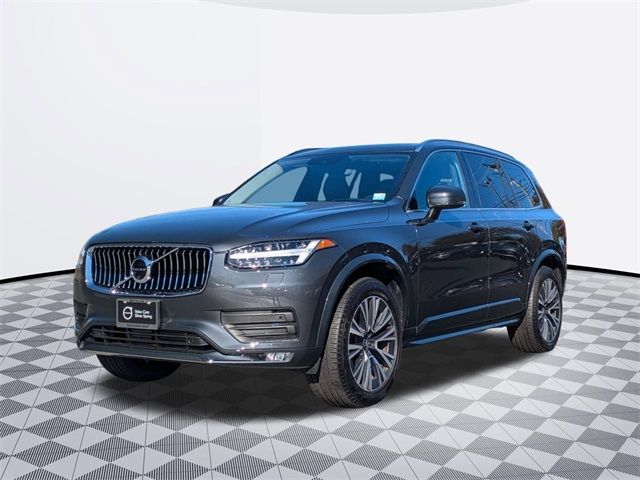 2022 Volvo XC90 Momentum