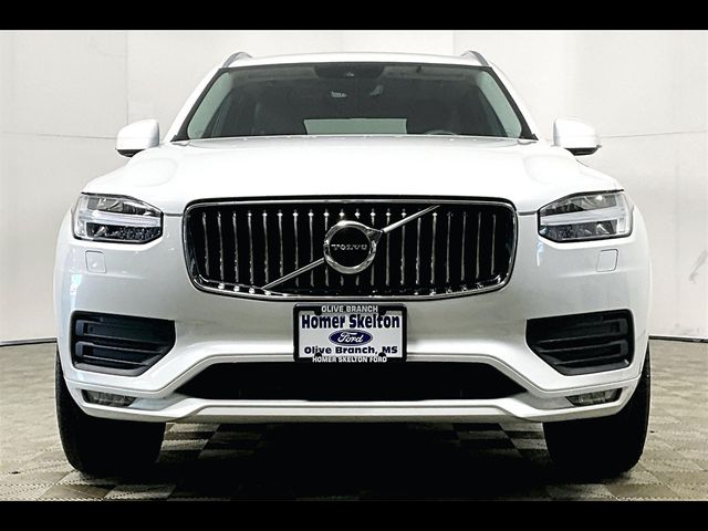 2022 Volvo XC90 Momentum