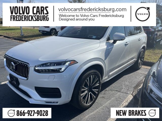 2022 Volvo XC90 Momentum