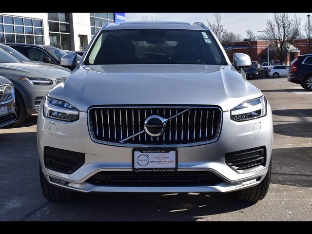 2022 Volvo XC90 Momentum