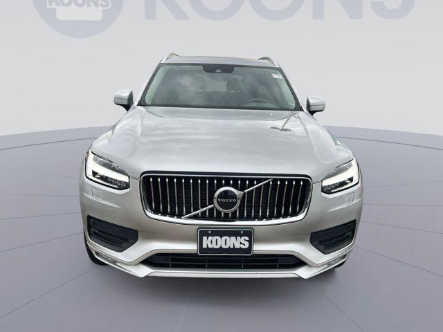 2022 Volvo XC90 Momentum