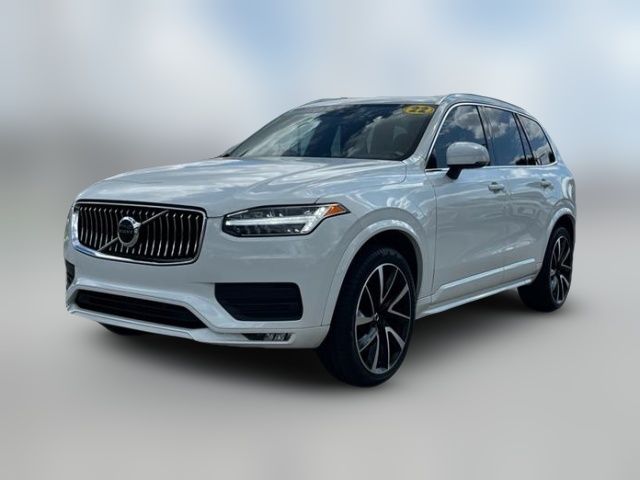 2022 Volvo XC90 Momentum