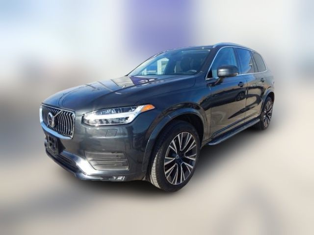 2022 Volvo XC90 Momentum