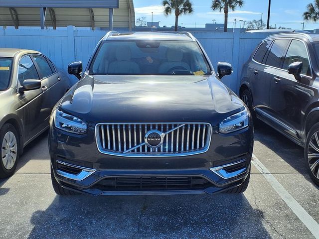 2022 Volvo XC90 Recharge Plug-In Hybrid Inscription Expression