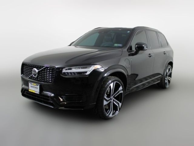 2022 Volvo XC90 Recharge Plug-In Hybrid R-Design