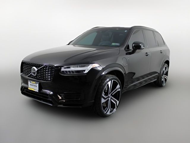 2022 Volvo XC90 Recharge Plug-In Hybrid R-Design