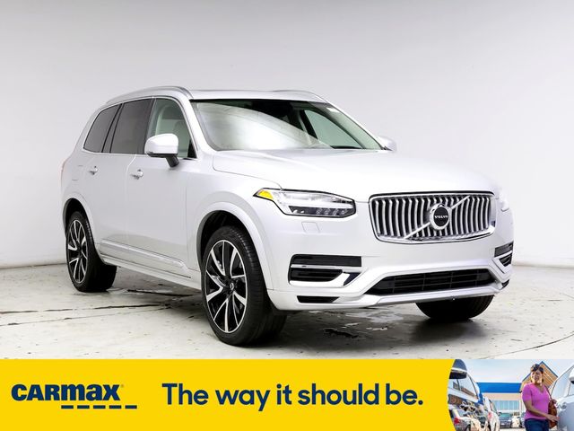 2022 Volvo XC90 Recharge Plug-In Hybrid Inscription Expression