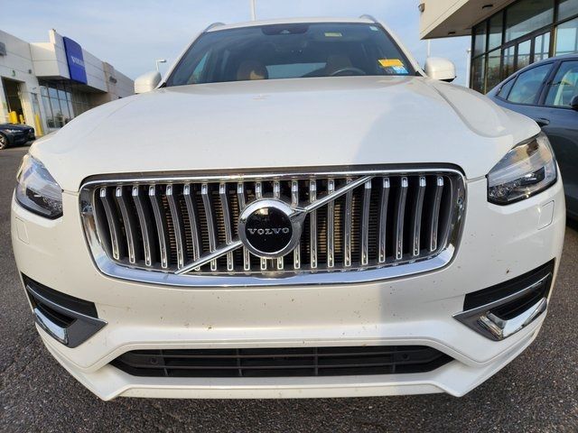 2022 Volvo XC90 Recharge Plug-In Hybrid Inscription