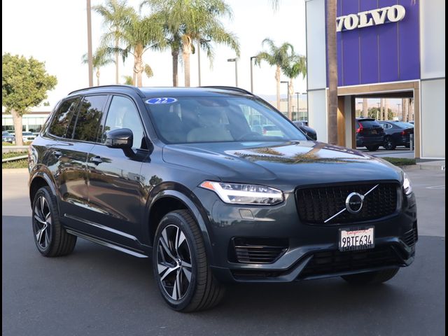 2022 Volvo XC90 Recharge Plug-In Hybrid R-Design