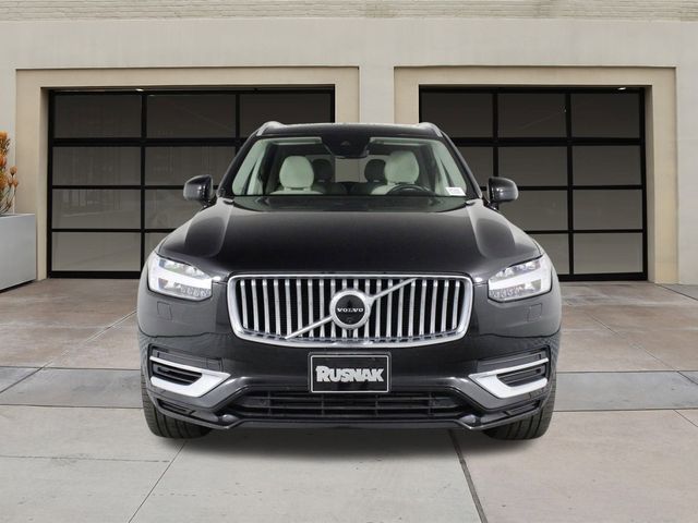 2022 Volvo XC90 Recharge Plug-In Hybrid Inscription Expression