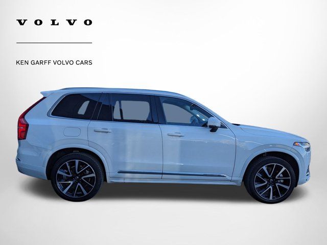 2022 Volvo XC90 Recharge Plug-In Hybrid Inscription Expression