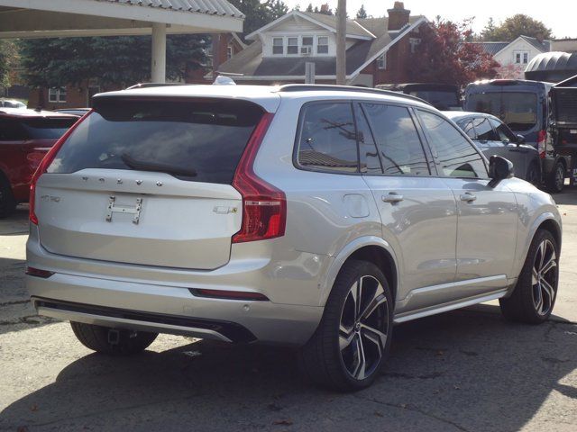 2022 Volvo XC90 Recharge Plug-In Hybrid R-Design