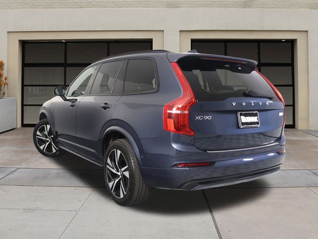 2022 Volvo XC90 Recharge Plug-In Hybrid R-Design