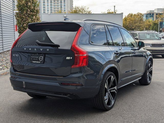 2022 Volvo XC90 Recharge Plug-In Hybrid R-Design