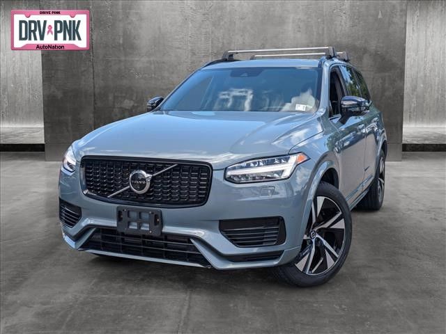 2022 Volvo XC90 Recharge Plug-In Hybrid R-Design