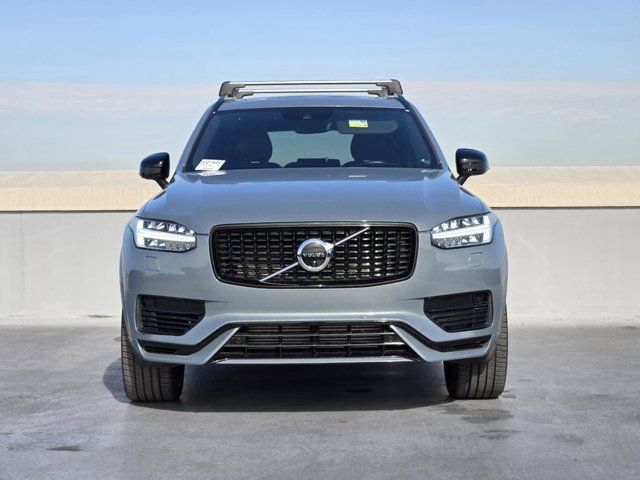 2022 Volvo XC90 Recharge Plug-In Hybrid R-Design