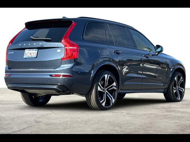 2022 Volvo XC90 Recharge Plug-In Hybrid R-Design