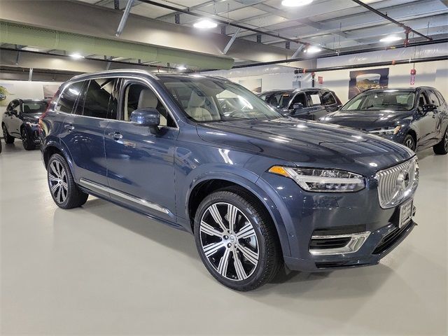 2022 Volvo XC90 Recharge Plug-In Hybrid Inscription