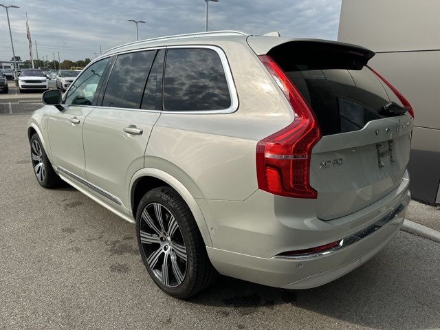 2022 Volvo XC90 Recharge Plug-In Hybrid Inscription