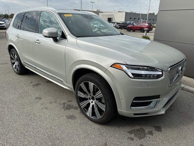 2022 Volvo XC90 Recharge Plug-In Hybrid Inscription