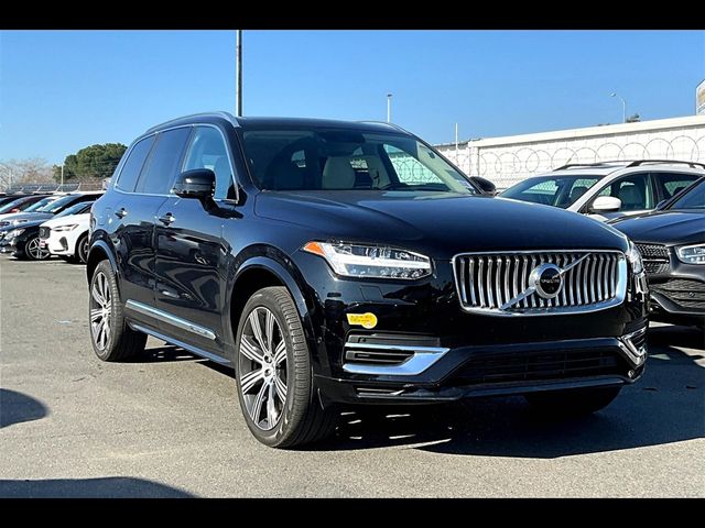 2022 Volvo XC90 Recharge Plug-In Hybrid Inscription