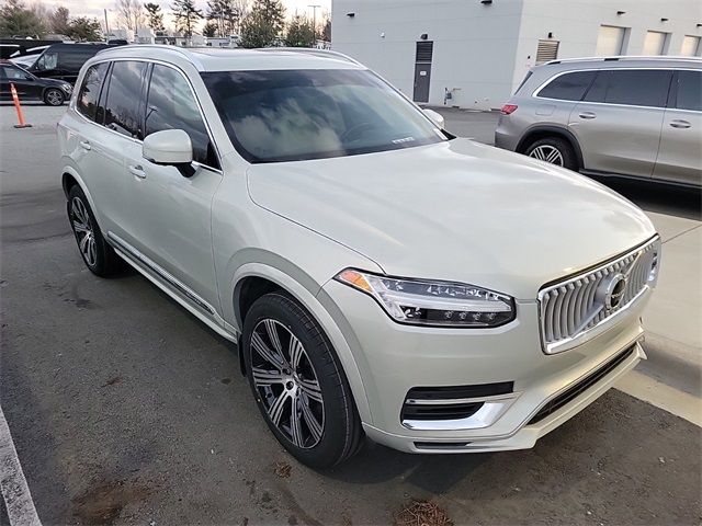 2022 Volvo XC90 Recharge Plug-In Hybrid Inscription