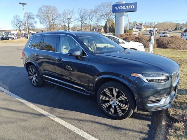 2022 Volvo XC90 Recharge Plug-In Hybrid Inscription